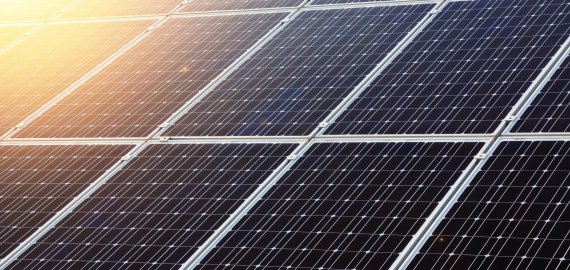 PV-Anlagen und Speicher­systeme Bild zu PV-Anlagen und Speicher­systeme